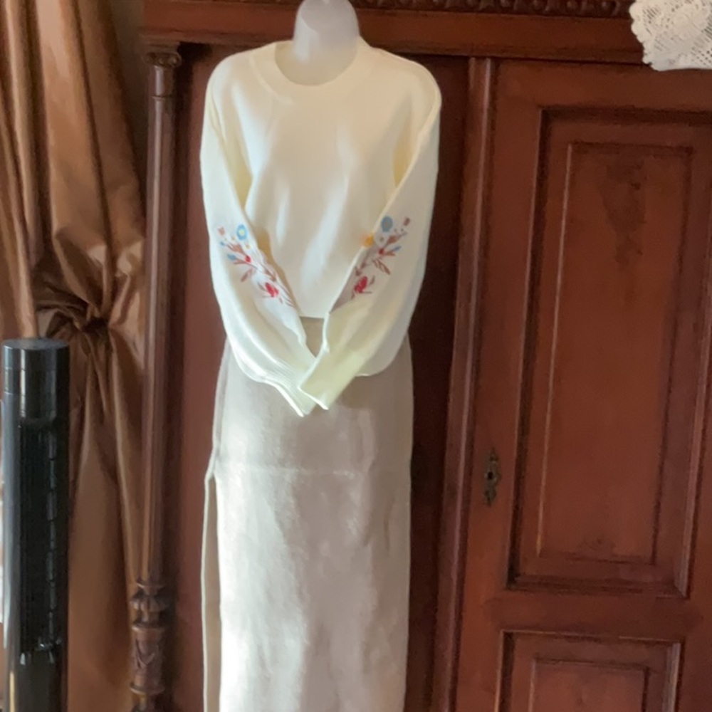 Cupshe Cream Sweater with Colorful Embroidery